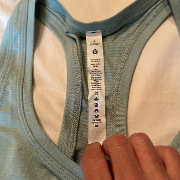 Never worn - Picture 2 of 2